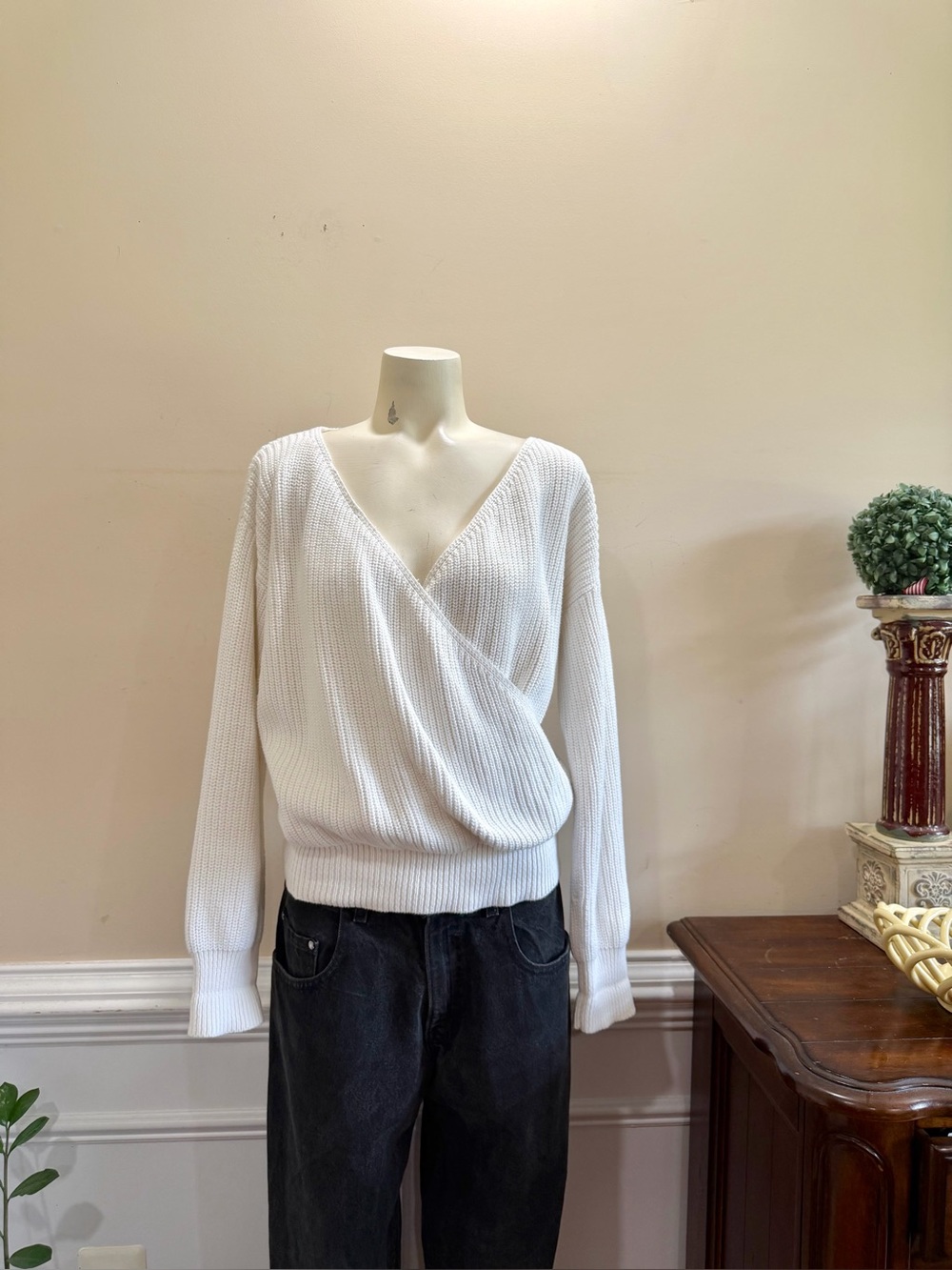 Callahan Women's White V-Neck Wrap Pullover Sweater